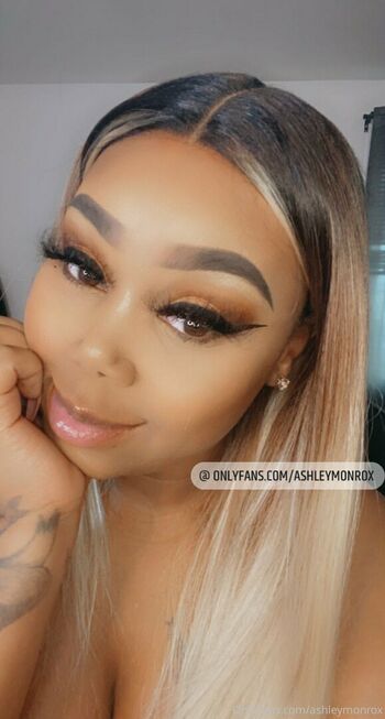 ashleymonrox