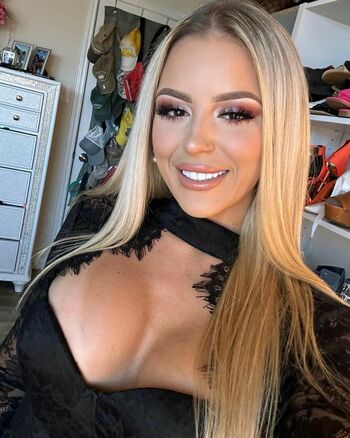 Ashlyn Sharp