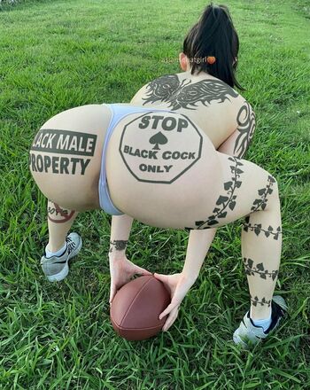 asiansquatgirl