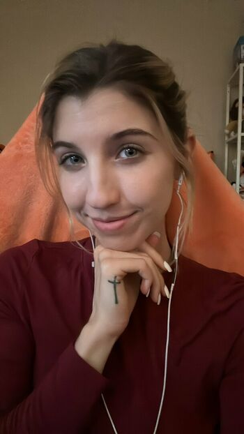 ASMR FrivolousFox