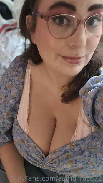 astrid_rose22