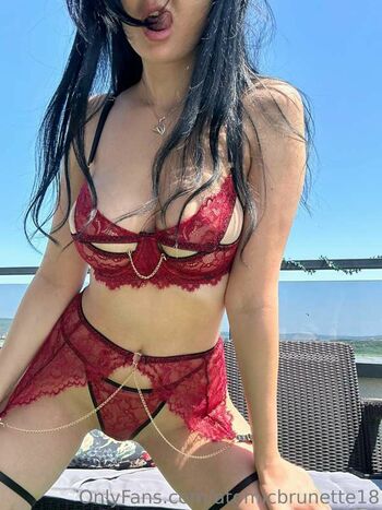 Atomicbrunette18