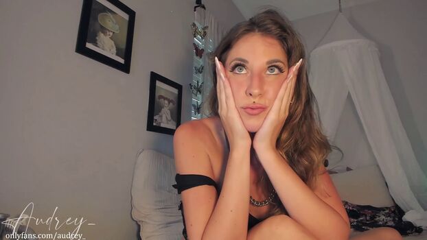 Audrey_