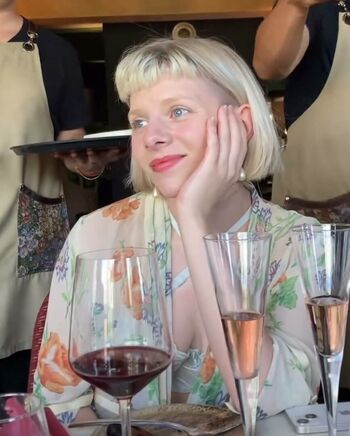 Aurora Aksnes