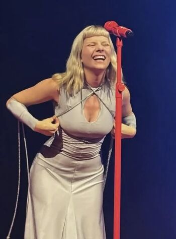 Aurora Aksnes