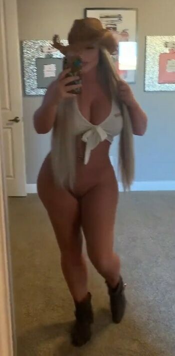 Austyn Monroe