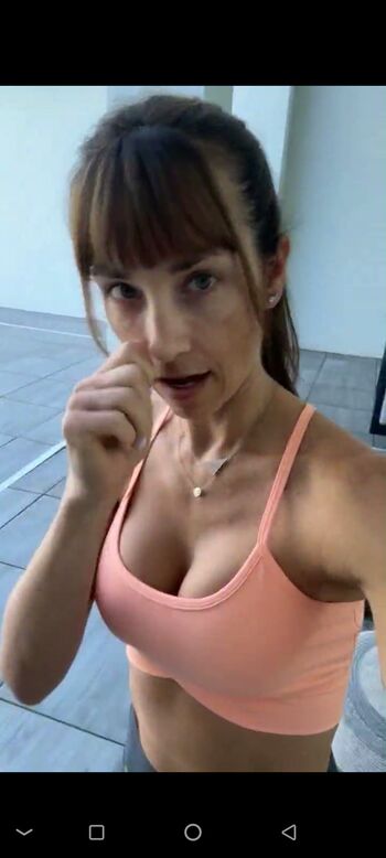 Autumn Calabrese