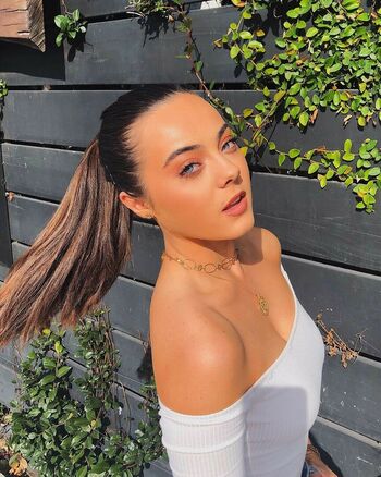 Ava Allan