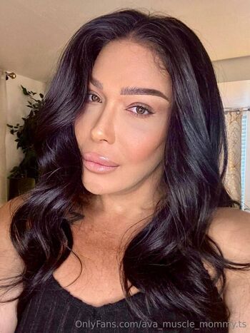 ava_muscle_mommy.ts
