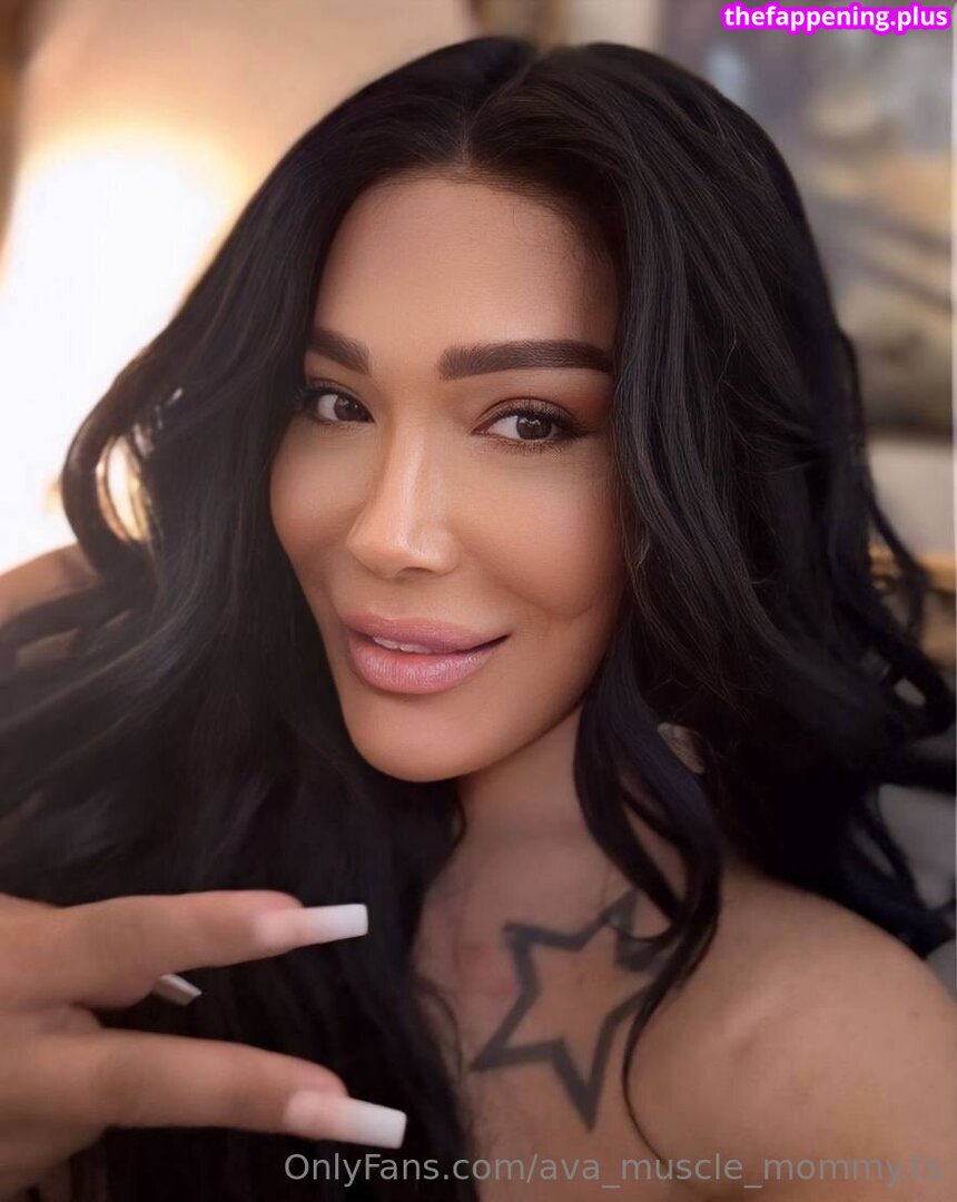 ava_muscle_mommy.ts