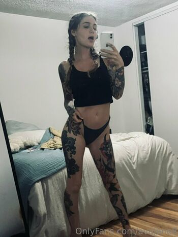 avajane8