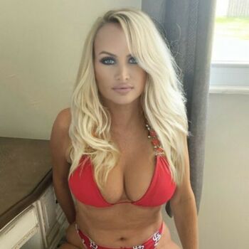 AvaLynn Daniels