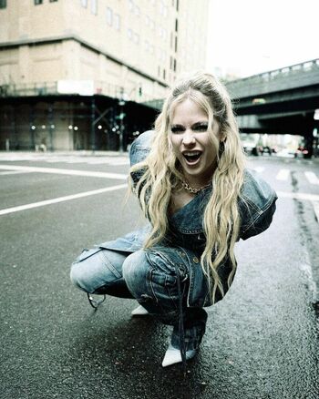 Avril Lavigne