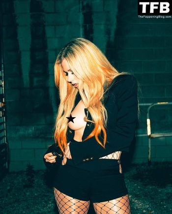 Avril Lavigne