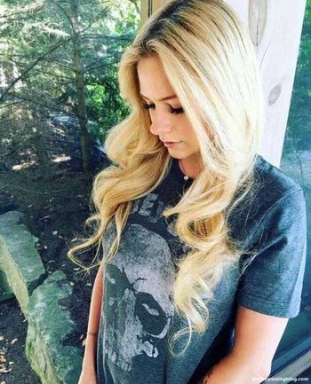 Avril Lavigne
