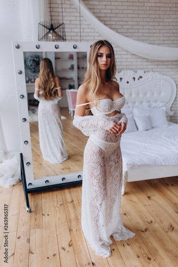 AvrilDollX