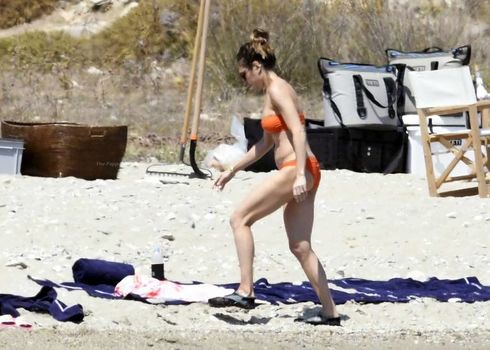Ayda Field