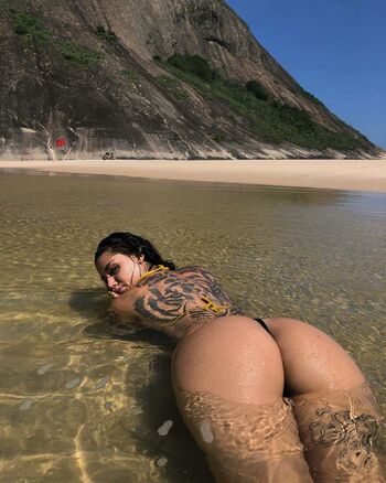 AZZY