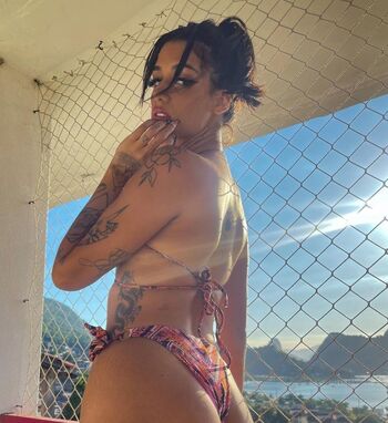 AZZY