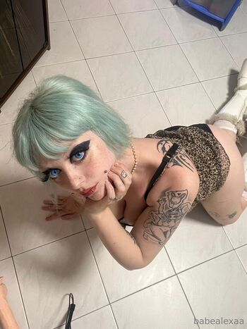 babealexaa