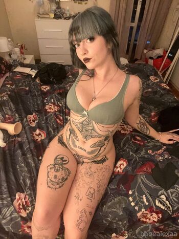 babealexaa
