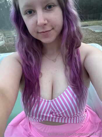 badblonde420