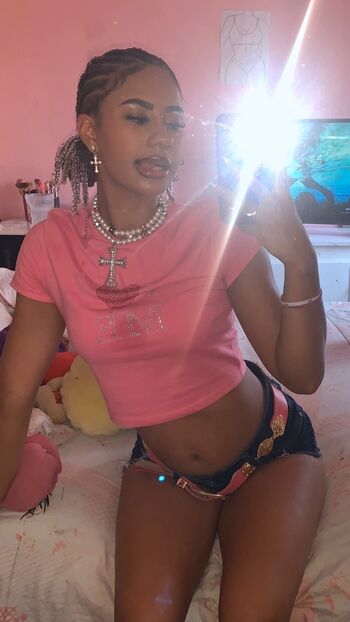 baddiejuu