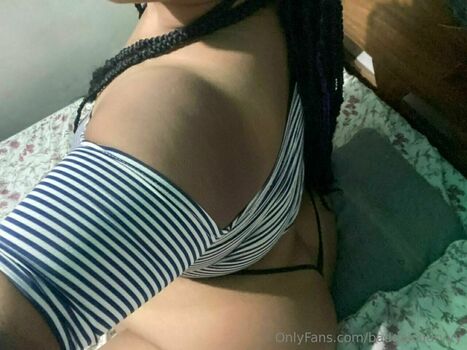 badgalcuurvyy