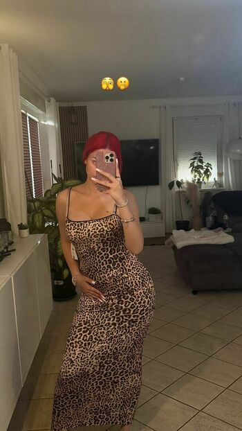 badmomzjay