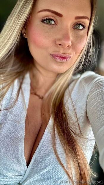 Bailey Knox