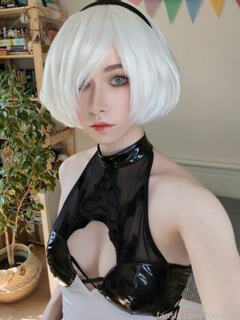 Bakachi_Cos