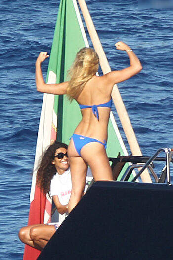 Bar Refaeli