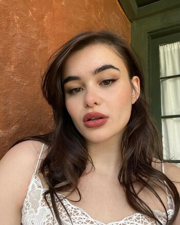 Barbie Ferreira