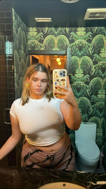 Barbie Ferreira