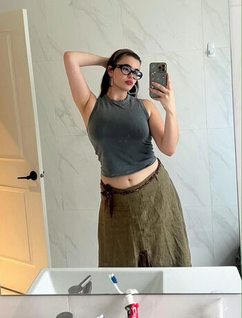 Barbie Ferreira