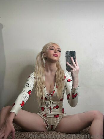 barbiegirljackie