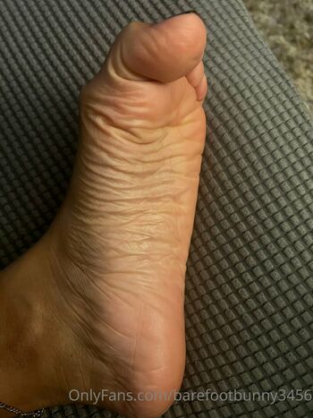 barefootbunny3456