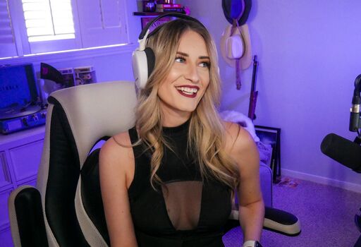 BasicWitGirl
