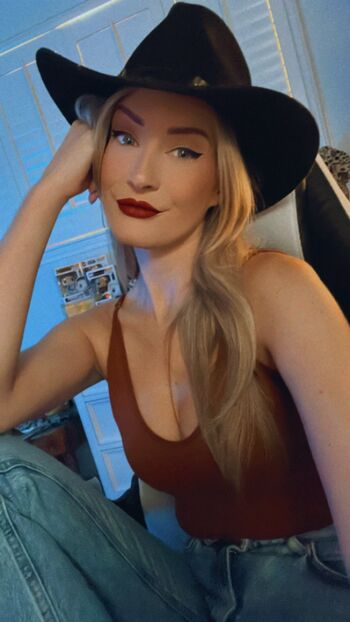 BasicWitGirl