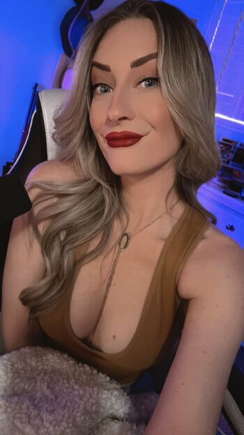 BasicWitGirl