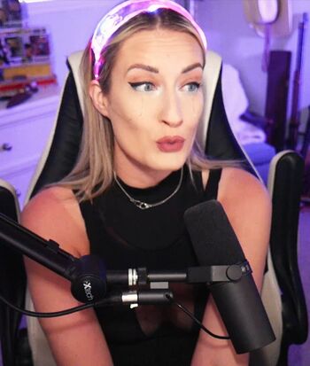 BasicWitGirl