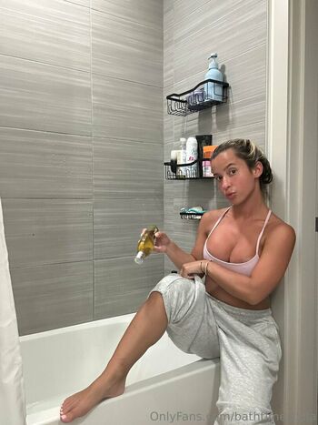 bathtimewlola