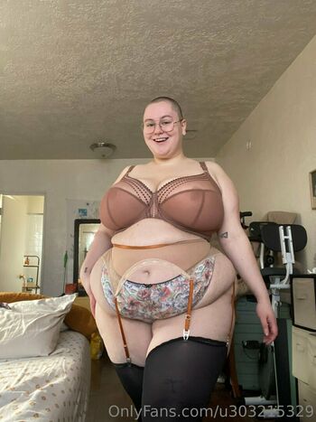 bbwfrogprincess