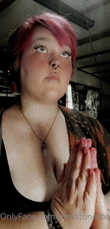 bbwstonerdoll