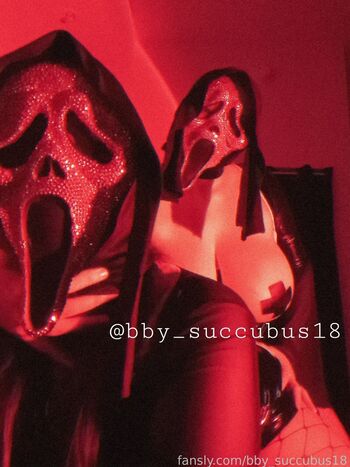 bby_succubus18