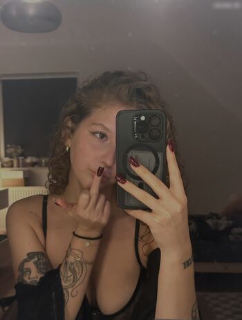 Bbygirlyuna OF