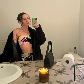 Bea Miller
