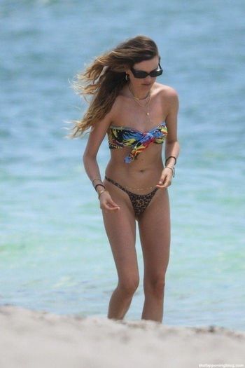 Behati Prinsloo