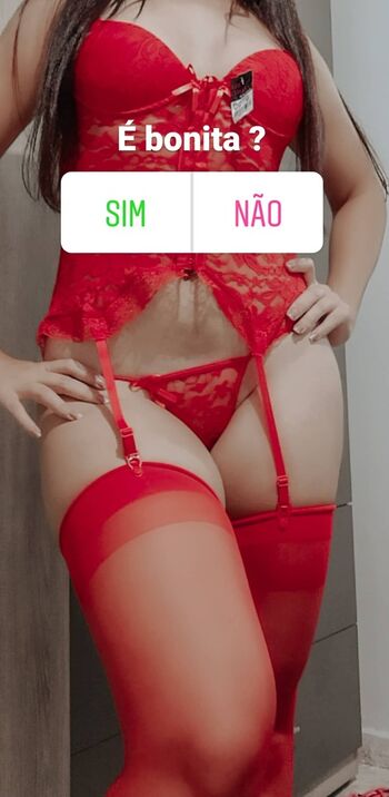 Bella Menezes