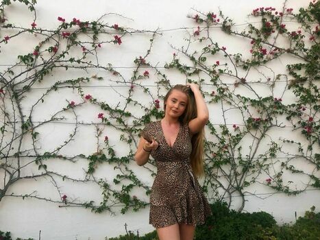 Bella Turner